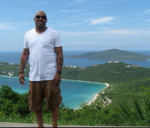 fox410's profile picture. Just a semi cool from Baltimore that is a photographer

http://t.co/F8xSBv5FCQ