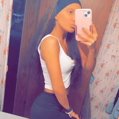 mommy of 2 beautiful twin girls 🩷 follow on insta https://t.co/MkcHy8kmjz._