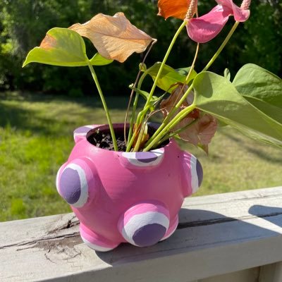 PawwPadsCosplay's profile picture. Paw ~ 28 ~ They/Them 3D modeling and printing are my things 💜