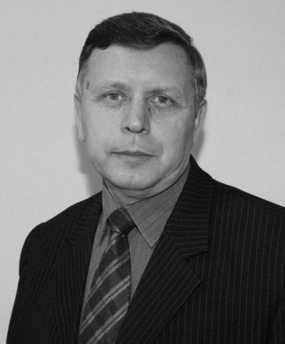 AlexanderBrusen's profile picture. журналист, корреспондент газеты Демократична Україна  (Киев), специальный корреспондент в Украине журнала Кругозор (США)