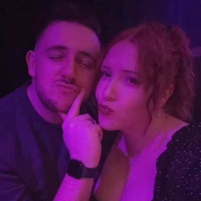 MrsCrees's profile picture. Sarcastic. 28. Ginger. ✌🏻 Proud NHS worker 💉 Mummy to the sweetest little weirdo 😍 Stormzy gave me a bottle of Champagne once 🍾