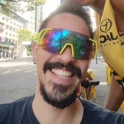 Shmuellll's profile picture. Eu tenho protanomalia