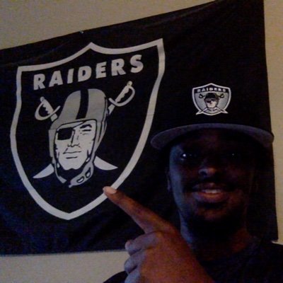 #RaiderNation made this account so I can chat Raiders without bothering friends and family lol. Personal acct @ostrichoz