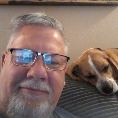 Married to Patty, Dad of 2 & beagle Molly. Gpa to Lionel, Quincy & granddogs Nellie, Mookie & Griffey. US Army(Ret). Vet, Branch Mgr hockey,baseball, racing