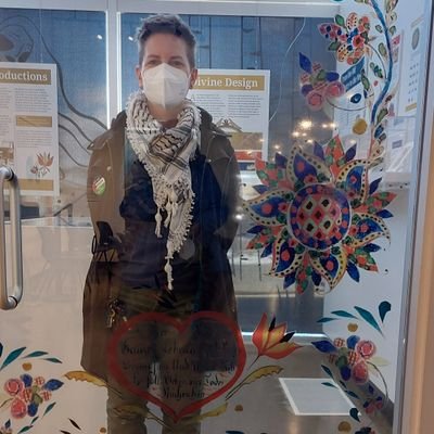 white settler (Russian Mennonite) | 38 | rather be in the woods looking for cool sticks | queer #Mennonites4Ceasefire + #ArmsEmbargoNow