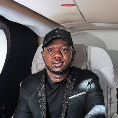 Founder @bennie_design @SuperConnectN | God fearing | Serial Entrepreneur | Brand Strategist | Author | Latest Book👇👇👇