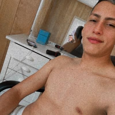 YGomez72029's profile picture. 🇻🇪🇺🇲 nuevo por acá ,😈🤫🤪🤑💦🔥🔥 Bienvenid@s 🤑🤤❤️