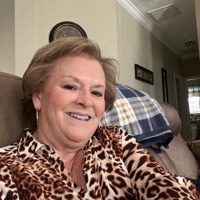 ronda16196's profile picture. 