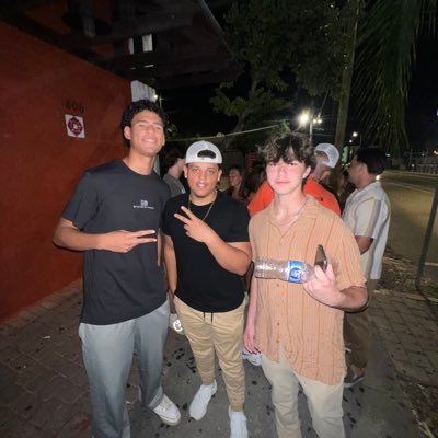 BannedJohnDW's profile picture. F/A swing , tune in the stream for the vibes