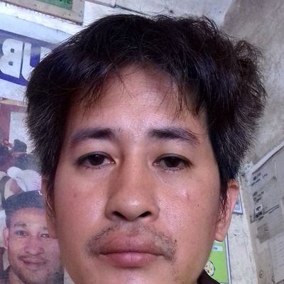 iGlenn_Nalda's profile picture. tall of a 5'6. store assistant at an animal feeds trading store.small eyes. college graduate. 4th child.