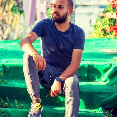 تحلَّى بعقل يتقبل أي شيء .. وقلب ﻻ يتعلق بأي شيء✋