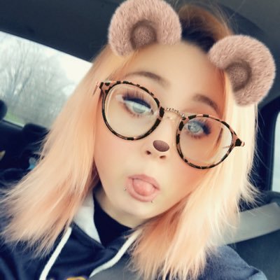28 she 🌙🖤 ♡ ˖✧•* We dont need to share the same opinions as others but we need to be respectful. ˖✧•*♡ multifandoms
