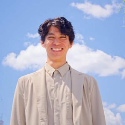 365日、全身ベージュの人。
㈱エムディーネクスト/代表取締役
リガーレヴィア葛飾(F2リーグ)/選手
㈱リガーレ東京/専務取締役
嘘の無い不動産屋をやっています。
実店舗を持たず、全国の家探しの相談にオンラインで乗ってます。
気軽にLINEしてください👇