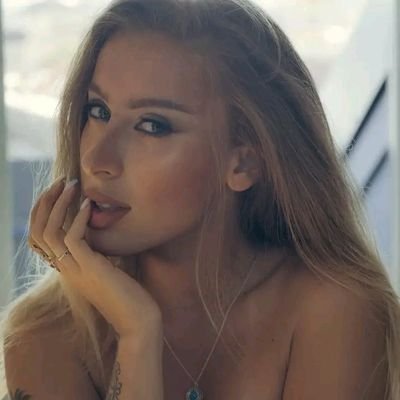synthia155's profile picture. I am single and searching