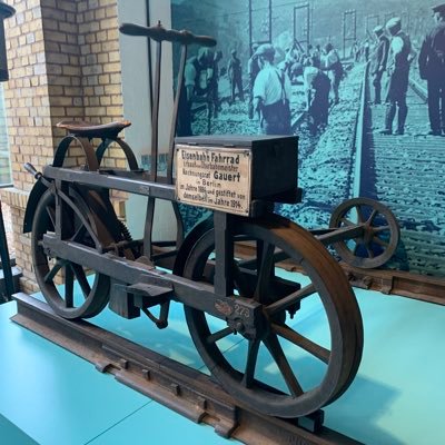 NichAzat's profile picture. 