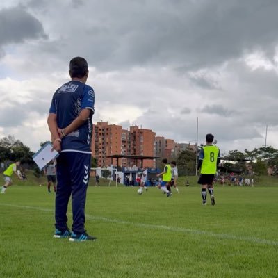 legario38's profile picture. Entrenador de Fútbol Profesional