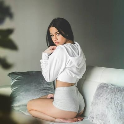 JessiexxI_weets Profile Picture