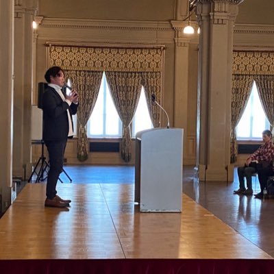 1kanousei's profile picture. 【輝く大人を一人でも多く】講演家、コーチング講師をしています。貿易会社8期経営後、お坊さんである師匠の教えを世に広げるべく講演家の道へ。①自己最高の自分がつくれる②組織改革③目標が面白い様に達成する。可能性大学学長👨‍🎓全国47都道府県の校長募集してます🤗