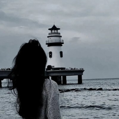 Chloe_15845's profile picture. 