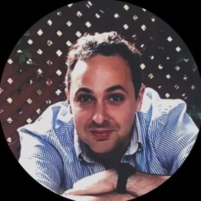 1aurence's profile picture. Consultant. Papa. Aime les arts et les paradoxes de la vie.