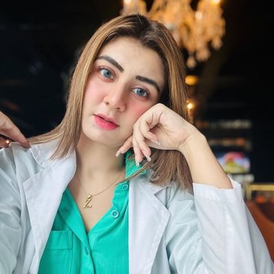Dr Alisha Kiyani