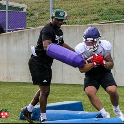 LIFE COACH /RB COACH @AvilaFootball Mcpherson College Alum Philippians 4:13 219 📍Retired Pro • JUCOPRODUCT . 𝙄𝙙𝙚𝙣𝙩𝙞𝙛𝙮, 𝙍𝙚𝙘𝙧𝙪𝙞𝙩, 𝘿𝙚𝙫𝙚𝙡𝙤𝙥!