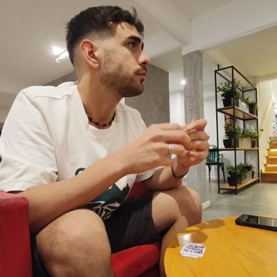 EnzoCampesi's profile picture. ⭐⭐⭐ 
#FNCWIN
❤CASLA💙