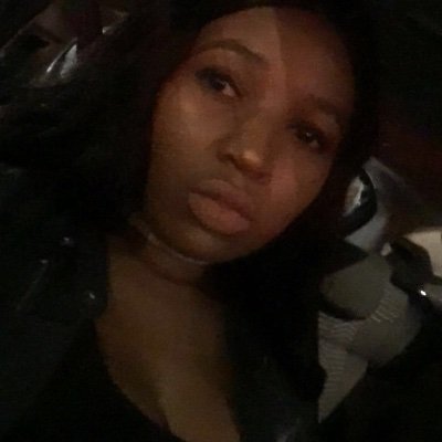 Charbizzare's profile picture. 