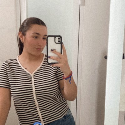 valegil06's profile picture. 