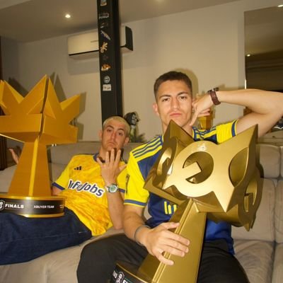 Fan account del Xbuyer team
Si me bajo de la buyerneta loco es pa' empujar💙💛