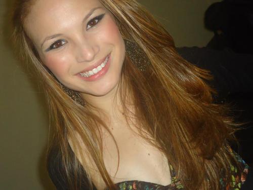 Isabomacena's profile picture. 