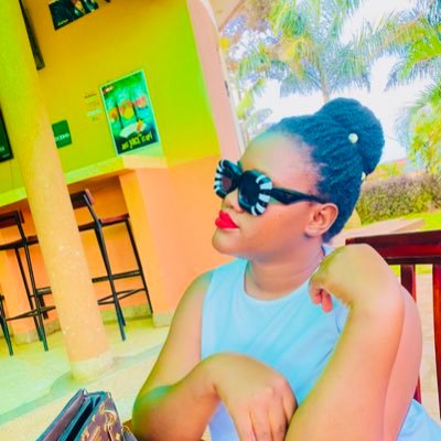 #GOD📌 March fairy 🧚‍♀️ ACTRESS🥰, Chelsea lover💙am a wildflower🥀back up account @theequeendrip22.