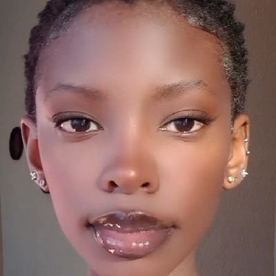 Reneilwe_rsa's profile picture. God always has my back. 🤍