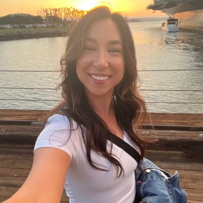 melissaraemuniz's profile picture. Slowly forgiving X for deleting my 2011 profile