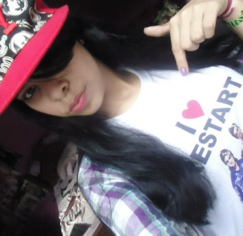 Completamenteeeh loucaah poor RESTART!!
RESTART não é uma simples banda, e siim um modo de vida!
Amuu incondicionalmente!!! S2 S2
Amoor Eternoo!!! Amo Lanza!