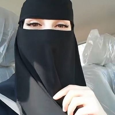 nnrrm1zs's profile picture. `رد المتابعه`)