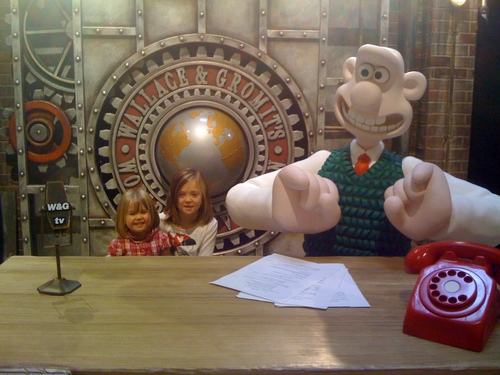 Karenwyatt14's profile picture. 