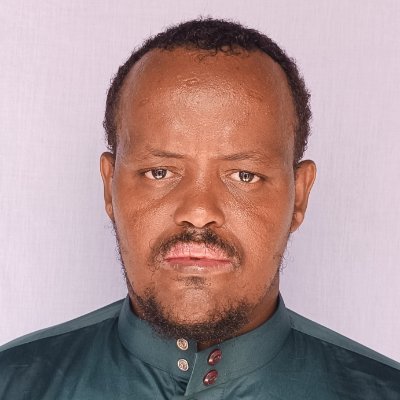 I am Igal Abdirahman Jama digital marketing specialist at https://t.co/VvGkkBKoEu,community leader Kakuma, a teacher.
