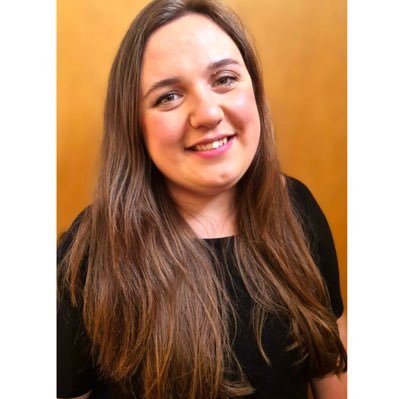 English, Drama and Media Studies teacher | Head of Year 8 @RHSSuffolk 📖 Assistant Housemistress @RHSHood 🏠