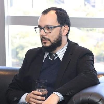 Advogado, produtor rural, em Bagé e Lavras do Sul/RS