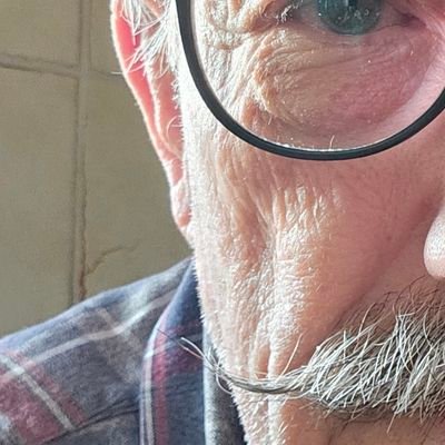 studer14822's profile picture. NO DM's (otherwise block!).
🇨🇭🇮🇱🇩🇪🇺🇦 + 🏳️‍🌈 / TG/CH, Münsterlingen, Berlin & נהריה. Fröhlich mittelintelligent, ziemlich alt (BJ 1944).