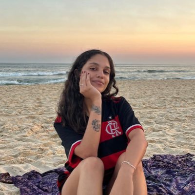 jamilekalili_'s profile picture. RJ, raça amor e paixão.