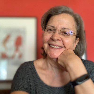 Editora. Autora dos livros infantis: O Senhor Lin conserta tudo/ABC dos Direitos Humanos/Curumim Abaré imitando os animais/Tem gente que acredita. E você?