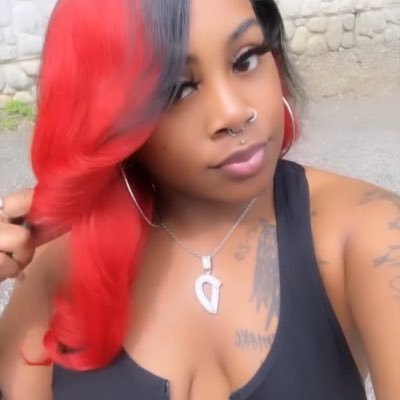💔#LLDSMOKE 👿 Book me for parties & videos 😘🍑 Dancer 💄 up coming MUA 💋