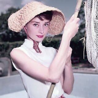 1nt0crypt0versc's profile picture. Gold Maximalist