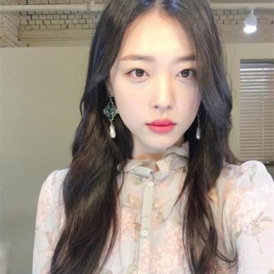 Yumi67936051994's profile picture. 貧困暮らしから成り上がり。10社経営　資産90億　現在は副業の情報を教えたり、10万円を配布したりしています。今ならLINEお友達追加で10万円プレゼント企画中。まずはフォローしてください。高確率当選中！➡　https://t.co/e0mgHvPVyc