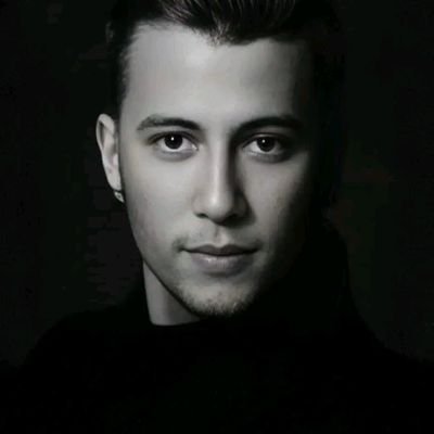 لآ حيآه بلآ صـــــــــلآه آللهـــم
آلثــــبآت وقـــــلب لآ يمــــيل
آلله آلله في آلصـــــــــلآه🤍