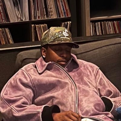 tmt_Peter23's profile picture. Legend in making||. arsenal fan. I love music