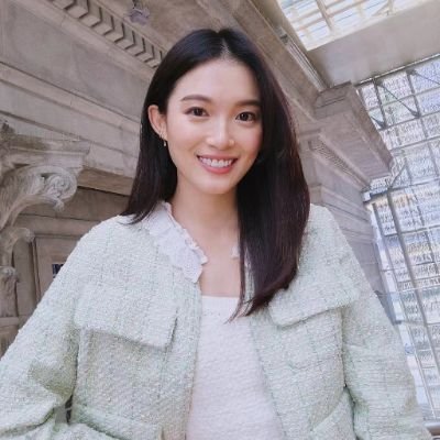 可愛いって言ってくれれば言ってくれるほど調子に乗ってえちなところ見せちゃいます