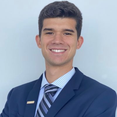 🇧🇷MS5. Aspiring neurosurgeon 🇺🇸. Retired professional soccer player ⚽️. Views are my own.